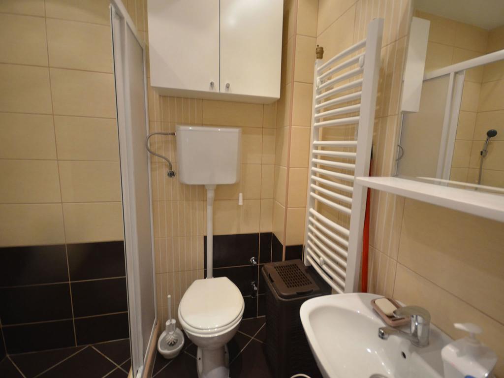 Apartmani Md ซลาตีบอร์ ภายนอก รูปภาพ