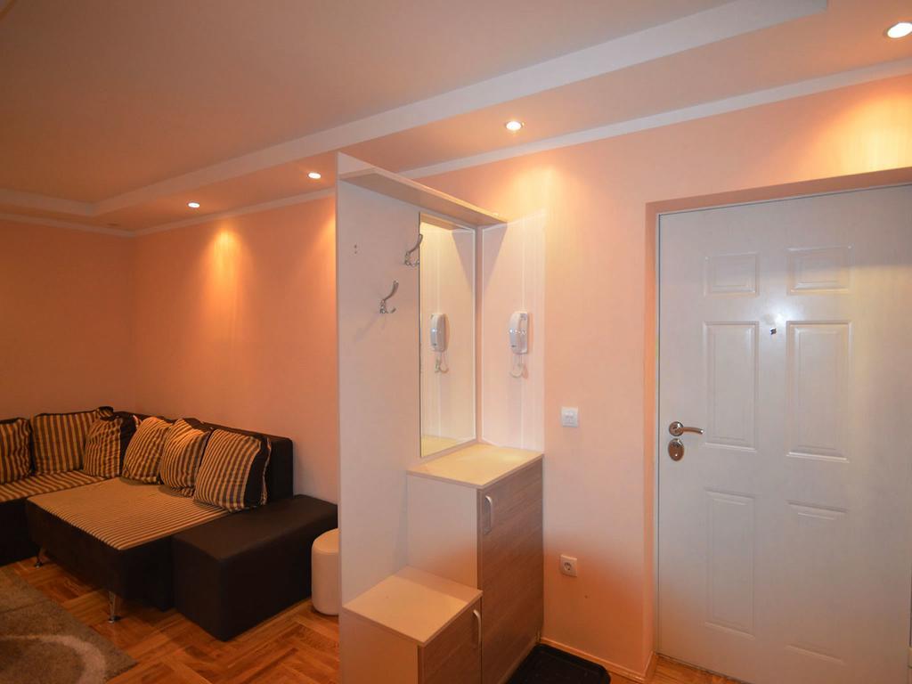 Apartmani Md ซลาตีบอร์ ภายนอก รูปภาพ
