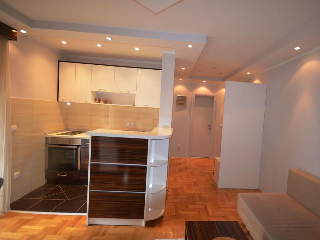 Apartmani Md ซลาตีบอร์ ภายนอก รูปภาพ